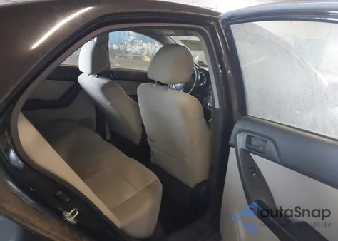 2010 Kia Forte Ex из США, поврежденный, VIN KNAFU4A2XA5171717